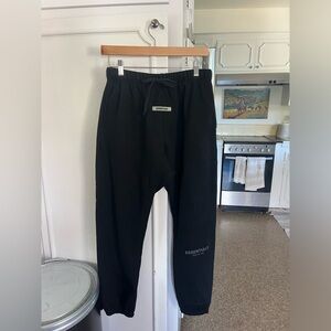Essentials fear of god sweatpants